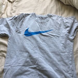 nike tee